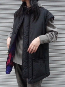 REVERSIBLE OUTER